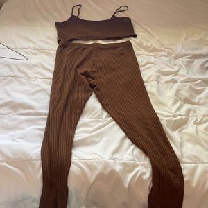 Matching brown set
